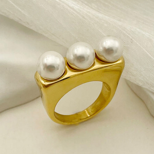 New French retro high-end design light luxury stainless steel ring for women