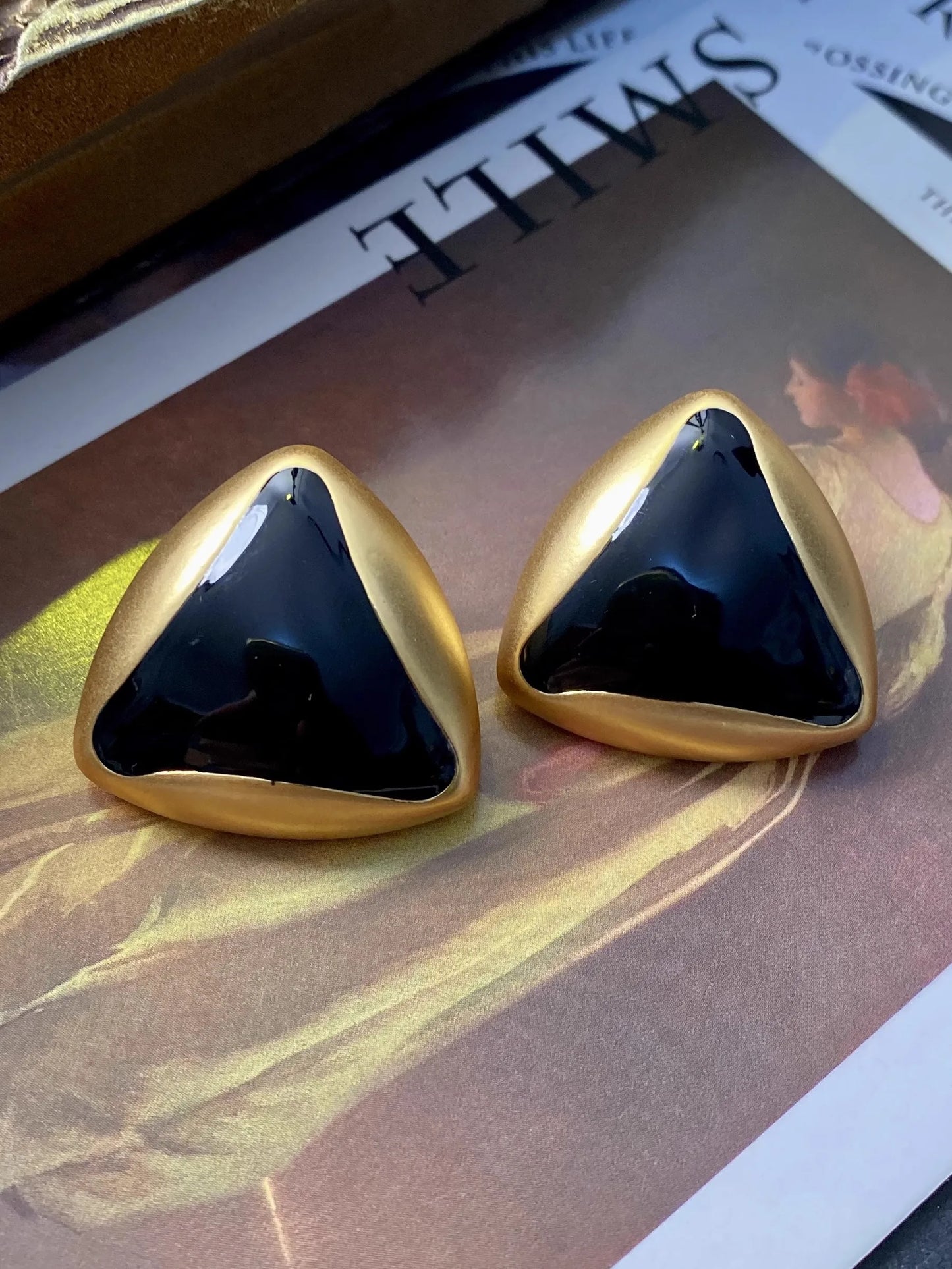 Brass Metal Circular Triangular Enamel Drop Oil Stud Earring for Women Girls Jewelry   New Retro Exaggerate